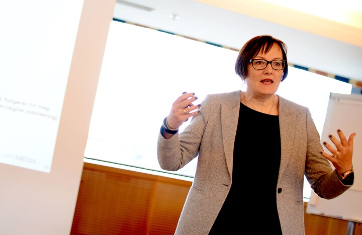 - Digital omstilling handler mest om lederskap, mener hun. Og forteller hvordan lokalavisene doblet sin digitale posisjon.