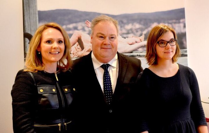 Ny «TV 2-avtale» lyses ut: Regjeringen fjerner alle innholdskrav. Legger ingen penger på bordet