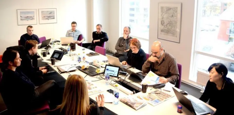 #AdressaOppdraget: Her har avisa låst inne åtte journalister, for å skrive om ett tema i 14 dager