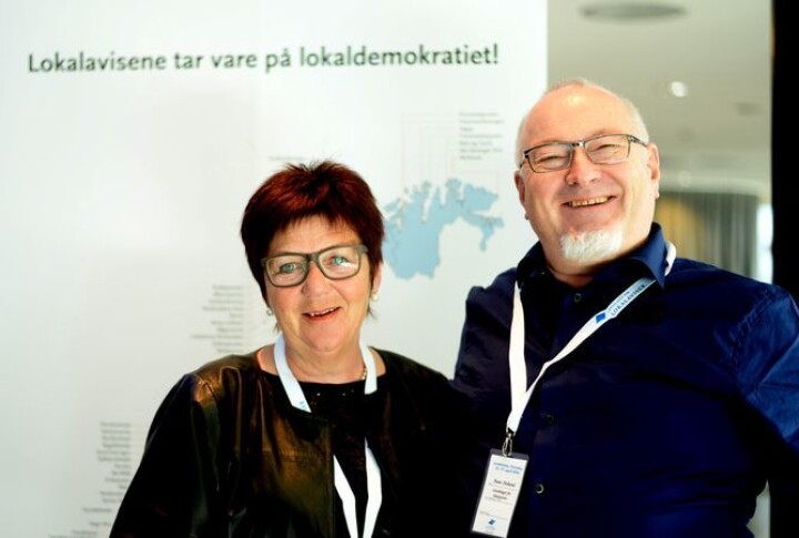 Over 50 aviser har valgt å gjøre seg usynlige for politikere, embetsverk og bedrifter. Hvorfor gjemme seg bort?