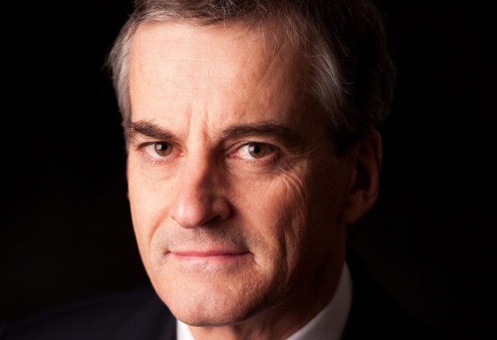 Jonas Gahr Støre forsvarer avgjørelsen om å hyre advokat som sendte brev til NRK og forsøkte å stanse kritiske sitater