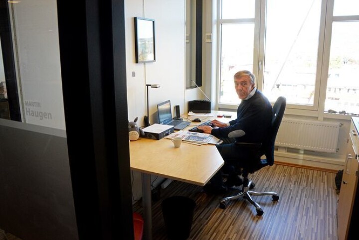 Han har mistet synet, men ikke teften av gode saker. Møt den blinde journalisten Martin Haugen (66)