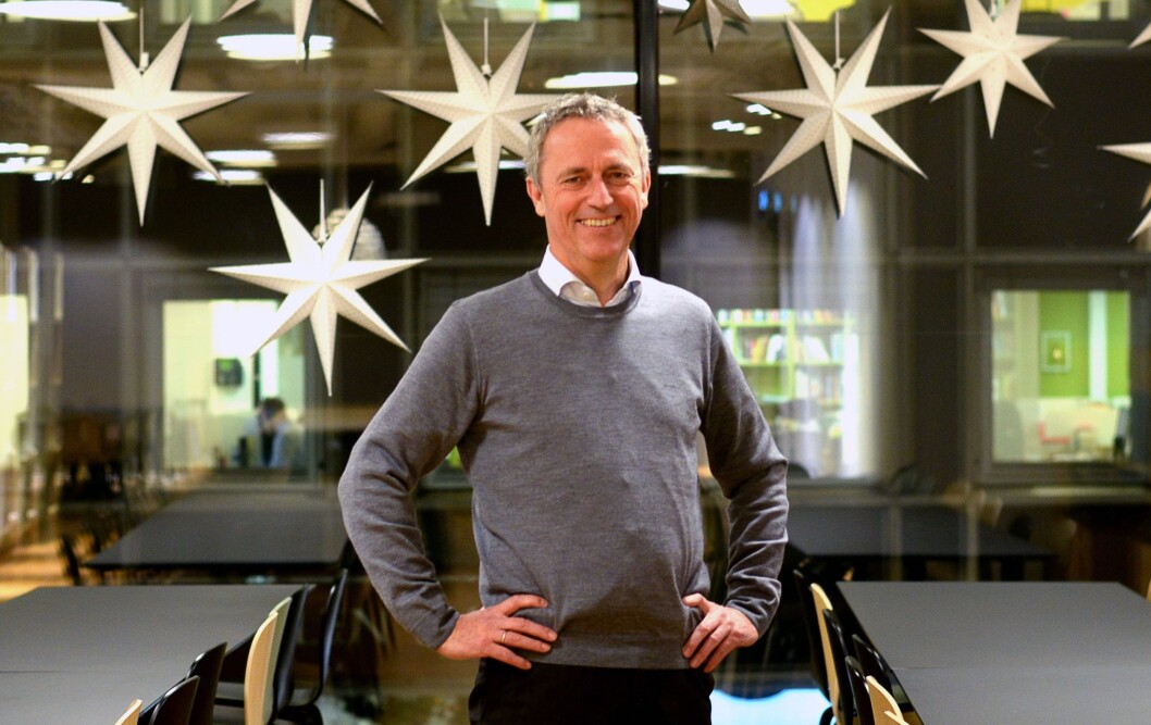 GOD JUL: Are Stokstad ønsker god jul - til både egne kolleger og andre i mediebransjen. Han er glad for at det er bedre samarbeidsånd i bransjen enn det kanskje har vært tidligere. GOD JUL: Are Stokstad ønsker god jul - til både egne kolleger og andre i mediebransjen. Han er glad for at det er bedre samarbeidsånd i bransjen enn det kanskje har vært tidligere.