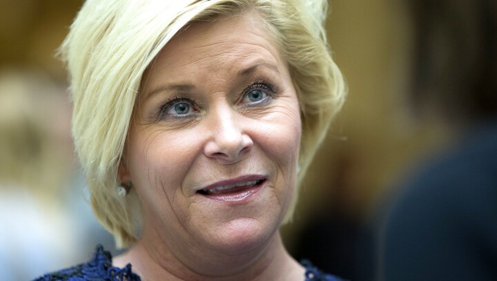 Finansminister Siv Jensen i vandrehallen på Stortinget før jul.