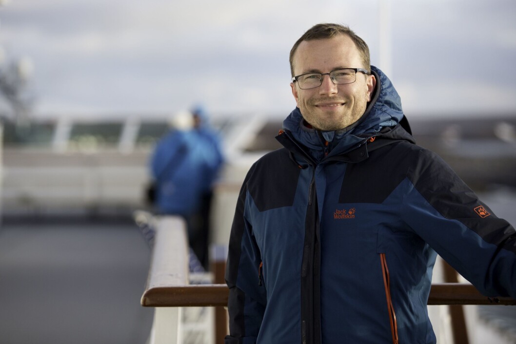 Svein Harald Lian slutter i TV 2 og blir kommunikasjonsrådgiver. Svein Harald Lian slutter i TV 2 og blir kommunikasjonsrådgiver.