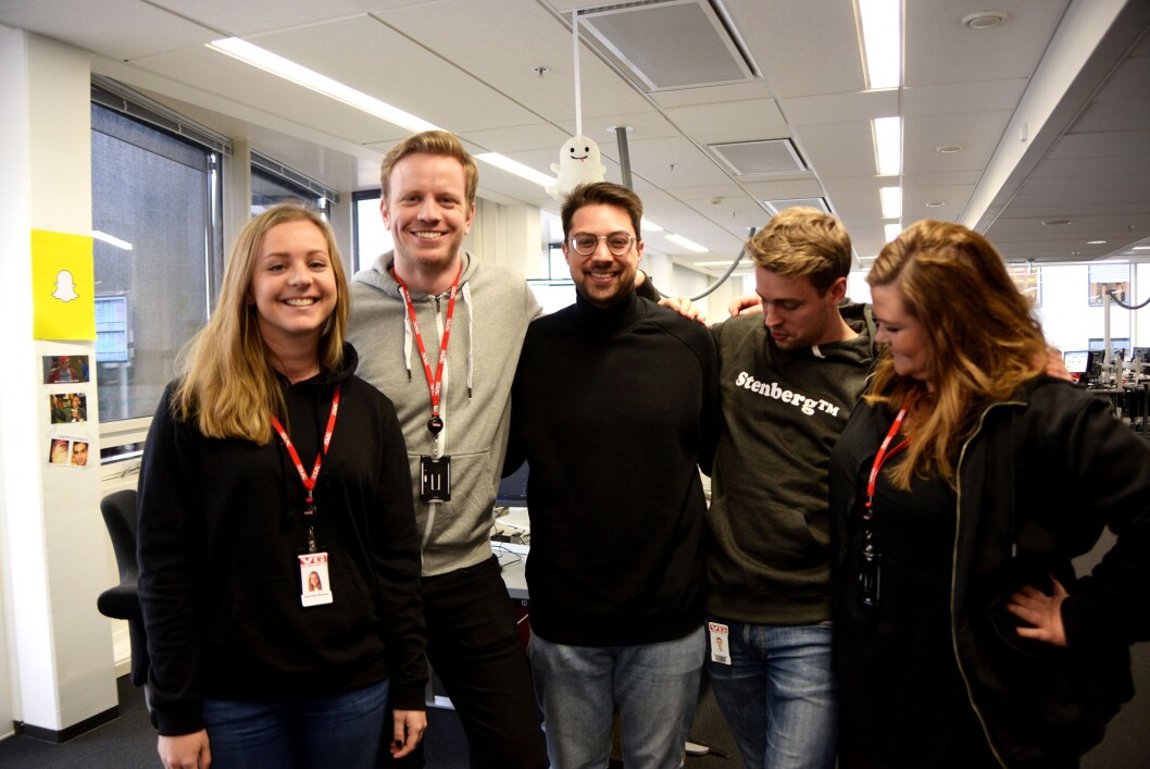 Snapteam: Randi Elise Midtskog, Mathias Jørgensen, Kristoffer Kumar, Ole N. Olsen og Camilla Brække. Stian Bråthen var ikke tilstede da bildet ble tatt. Snapteam: Randi Elise Midtskog, Mathias Jørgensen, Kristoffer Kumar, Ole N. Olsen og Camilla Brække. Stian Bråthen var ikke tilstede da bildet ble tatt.