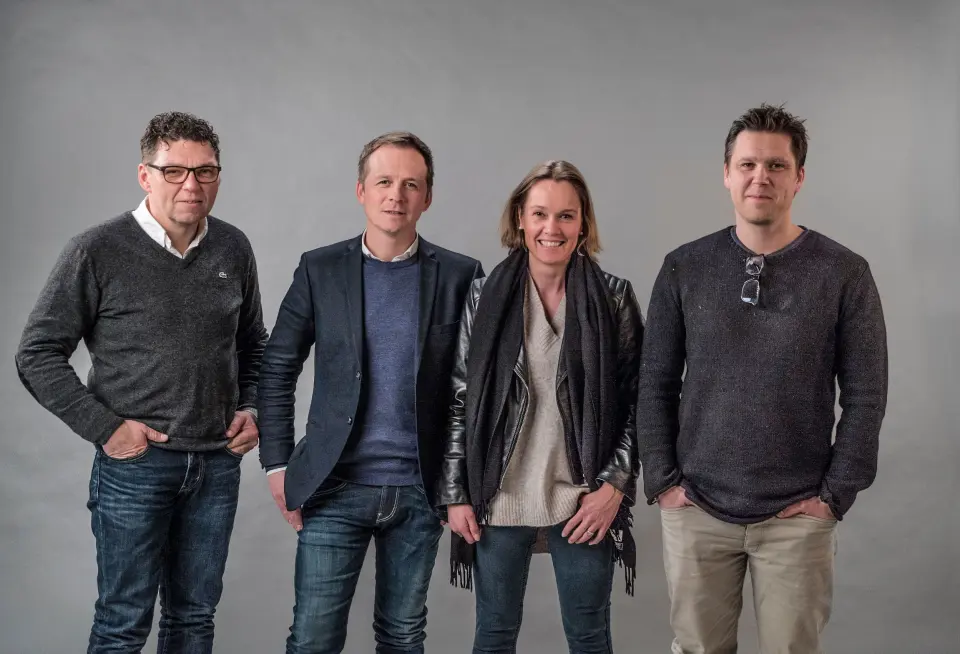 SAMLER KREFTENE, fra venstre: Terje Skarpnord, Kjetil Sinding, Nina Wergeland og Christian Enger. SAMLER KREFTENE, fra venstre: Terje Skarpnord, Kjetil Sinding, Nina Wergeland og Christian Enger.