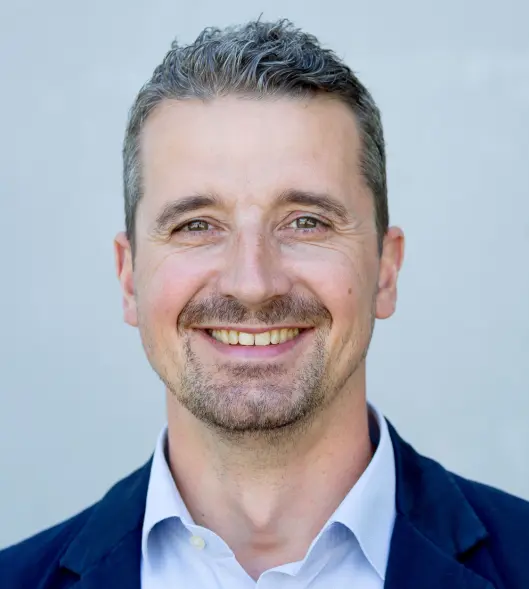 Ole-Jacob Mosvold tilbake til Mentor Medier etter knapt to år i Amedia. Ole-Jacob Mosvold tilbake til Mentor Medier etter knapt to år i Amedia.
