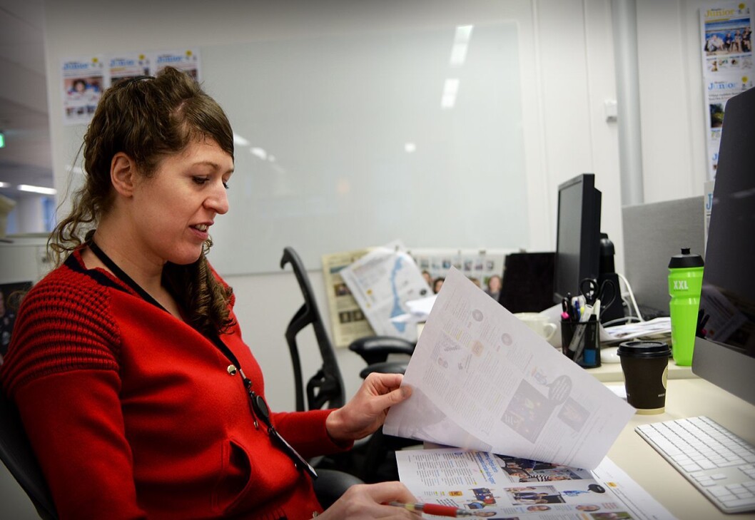 Ingrid Åbergsjord i Aftenposten Junior korrekturleser før avisen går i trykken. Ingrid Åbergsjord i Aftenposten Junior korrekturleser før avisen går i trykken.