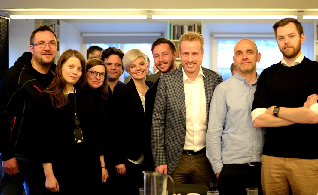 Her er prosjektgruppa som har utredet «Faktisk», og vil lansere i løpet av våren. Fra venstre: Ola Strømman, Dagbladet; Ingrid Reime, VG; Gunn Kari Hegvik, VG; Jari Bakken, VG; Silje Sjursen Skiphamn; Bjørn Reizer Johannesen, VG; Kristoffer Egeberg, Dagbladet; Tore Bergsaker, Dagbladet og Audun Aas, Dagbladet. Flere av disse vil snart jobbe på fulltid i det nye prosjektet. Her er prosjektgruppa som har utredet «Faktisk», og vil lansere i løpet av våren. Fra venstre: Ola Strømman, Dagbladet; Ingrid Reime, VG; Gunn Kari Hegvik, VG; Jari Bakken, VG; Silje Sjursen Skiphamn; Bjørn Reizer Johannesen, VG; Kristoffer Egeberg, Dagbladet; Tore Bergsaker, Dagbladet og Audun Aas, Dagbladet. Flere av disse vil snart jobbe på fulltid i det nye prosjektet.