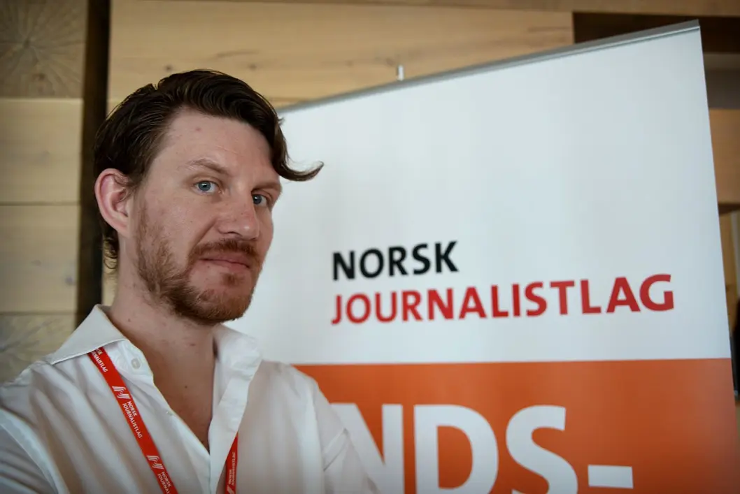 Klubbleder Jens Kihl i Klassekampen på NJs landsmøte på Fornebu utenfor Oslo. Klubbleder Jens Kihl i Klassekampen på NJs landsmøte på Fornebu utenfor Oslo.
