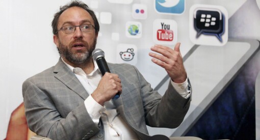 Wikipedia-grunnlegger Jimmy Wales vil gå til kamp mot falske nyheter med å lage en ny nettavis