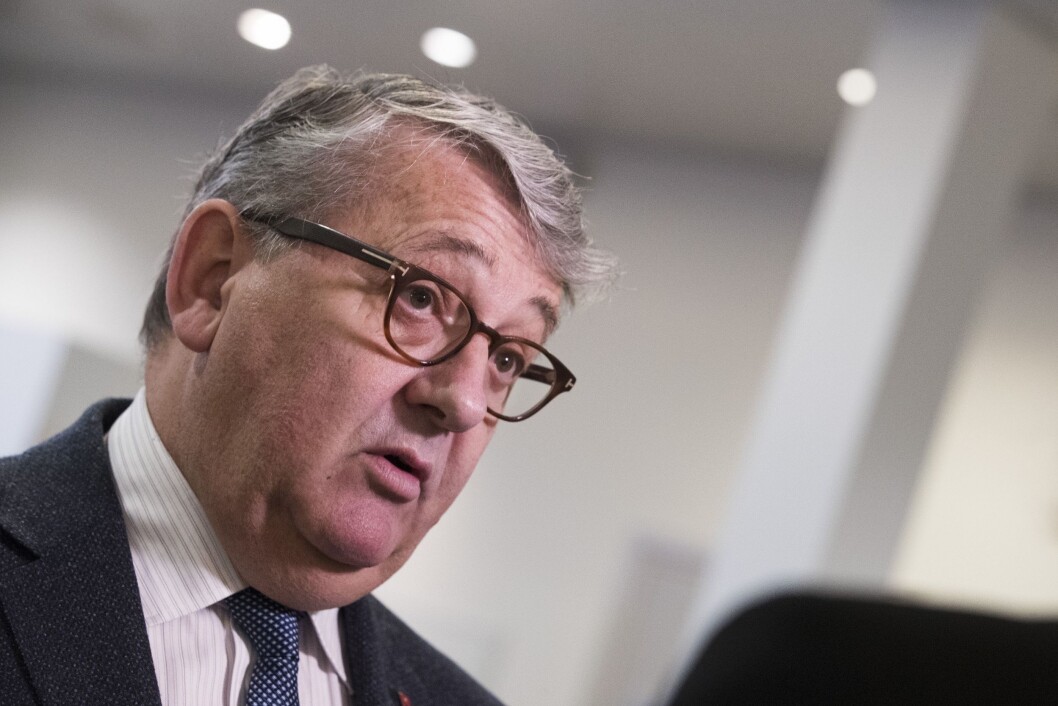 Det er Riksrevisjonen, her ved riksrevisor Per-Kristian Foss, som har bestilt rapporten. Det er Riksrevisjonen, her ved riksrevisor Per-Kristian Foss, som har bestilt rapporten.