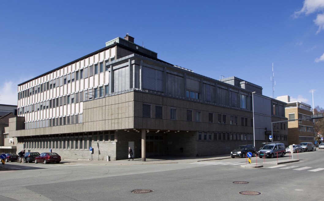 En 31-åring er i Fredrikstad tingrett dømt for hensynsløs adferd etter å ha sendt sjikanerende meldinger til en journalist. En 31-åring er i Fredrikstad tingrett dømt for hensynsløs adferd etter å ha sendt sjikanerende meldinger til en journalist.