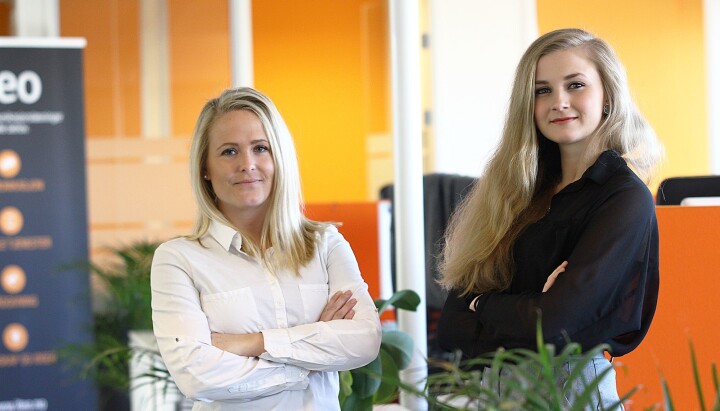 Nye rådgivere i Iteo: Gitte (t.v.) og Silje.