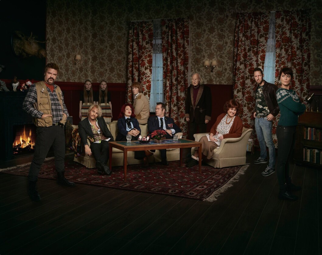 Atle Antonsen, Ine Jansen, Trond Fausa Aurvåg, Lene Kongsvik Johansen, Jon Øigarden, Jakob Schøyen Andersen og Kevin Vågenes er blant skuespillerne som skal bekle rollene julekalenderen Jul i Blodfjell. Atle Antonsen, Ine Jansen, Trond Fausa Aurvåg, Lene Kongsvik Johansen, Jon Øigarden, Jakob Schøyen Andersen og Kevin Vågenes er blant skuespillerne som skal bekle rollene julekalenderen Jul i Blodfjell.