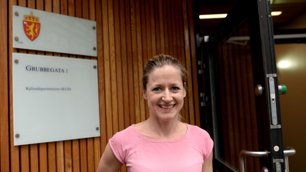 Nina Westgaard, HR- og kommunikasjonsdirektør i Egmont Publishing mener Kulturdepartementet må åpne døra for flere til gunstige avgiftsfritak. Nina Westgaard, HR- og kommunikasjonsdirektør i Egmont Publishing mener Kulturdepartementet må åpne døra for flere til gunstige avgiftsfritak.