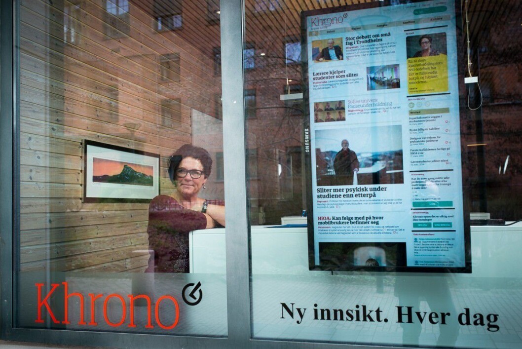 Redaktør Tove Lie i Khrono forsvarer dekningen av en sak der en professor skal ha sendt tekstmeldinger med seksuell karakter til flere damer. Redaktør Tove Lie i Khrono forsvarer dekningen av en sak der en professor skal ha sendt tekstmeldinger med seksuell karakter til flere damer.