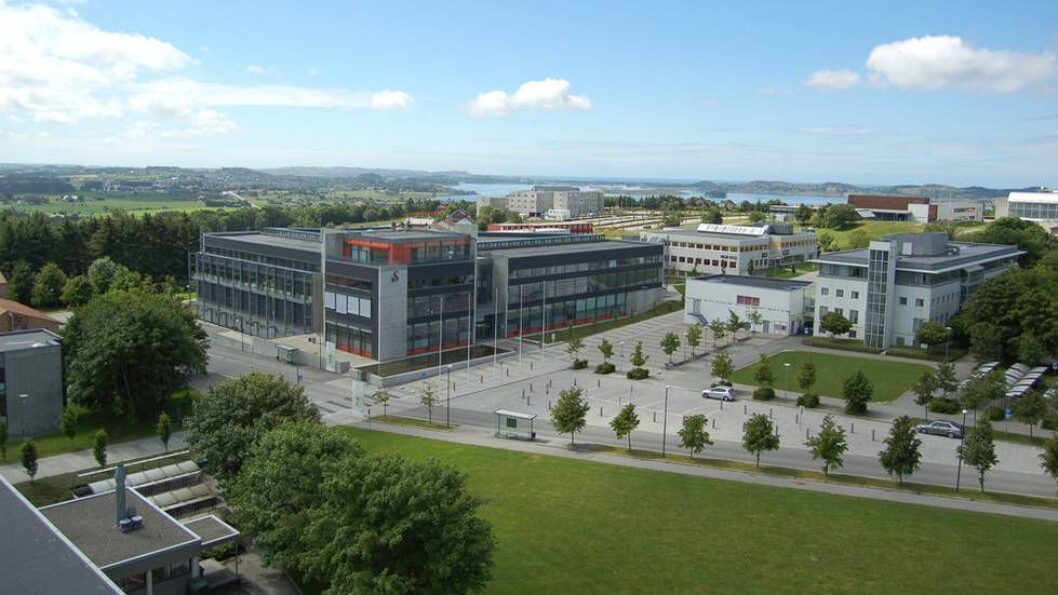 Universitetet i Stavanger slettet hele punktet fra varslingslisten sin i går, der man ba folk være varsomme med å ta kontakt med media i varslingssaker. Universitetet i Stavanger slettet hele punktet fra varslingslisten sin i går, der man ba folk være varsomme med å ta kontakt med media i varslingssaker.