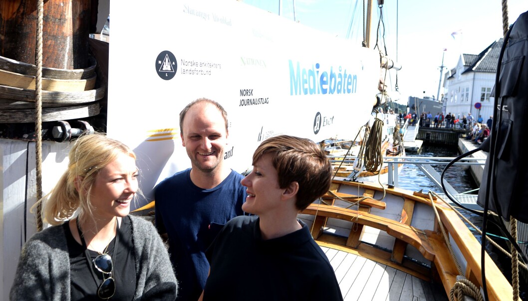 Aftenpostens eventansvarlig Veslemøy Østrem med to av «crewet» på Mediebåten - Hanne Christiansen og Håvard Kator. Aftenpostens eventansvarlig Veslemøy Østrem med to av «crewet» på Mediebåten - Hanne Christiansen og Håvard Kator.