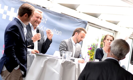 DEBATT 1: Gambits Europa-sjef Lars Erik Grønntun, førstelektor og retorikkekspert Kjell Terje Ringdal, politisk rådgiver Odd Hoen-Sevje (H) og Camilla Ryste, kommunikasjonssjef for Aps stortingsgruppe. DEBATT 1: Gambits Europa-sjef Lars Erik Grønntun, førstelektor og retorikkekspert Kjell Terje Ringdal, politisk rådgiver Odd Hoen-Sevje (H) og Camilla Ryste, kommunikasjonssjef for Aps stortingsgruppe.
