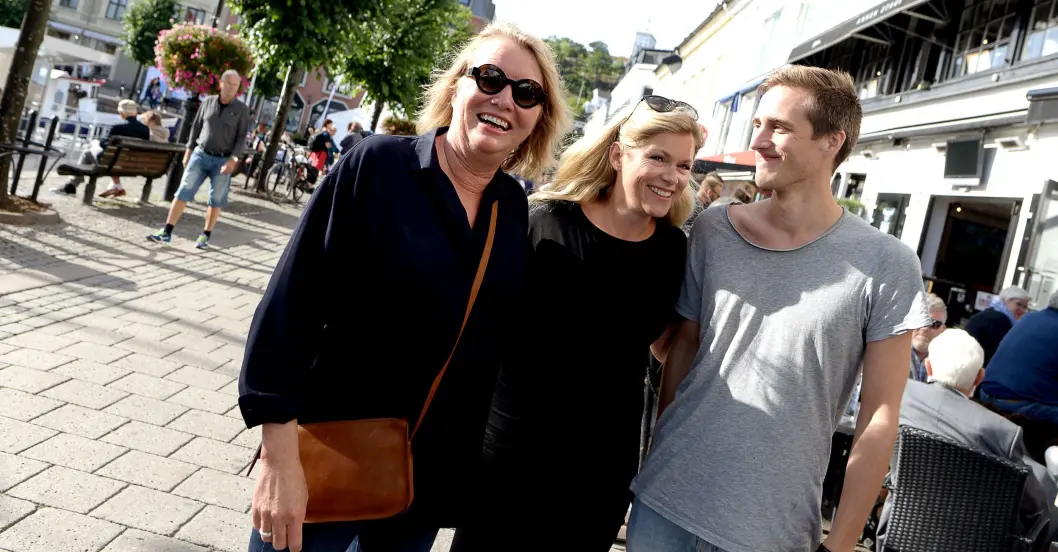 Dagblad-trio møtes til middag i Pollen. Fra venstre: Marie Simonsen, Martine Aurdal og Ola Magnussen Rydje. Dagblad-trio møtes til middag i Pollen. Fra venstre: Marie Simonsen, Martine Aurdal og Ola Magnussen Rydje.