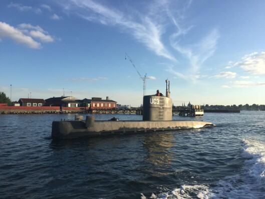 10. august ble dette bildet av den hjemmebygde ubåten UC3 Nautilus tatt i Københavns havn. Eieren av ubåten, oppfinner Peter Madsen, er siden drapssiktet, etter hans passasjer - en svensk kvinne - natten til fredag ble meldt savnet. 10. august ble dette bildet av den hjemmebygde ubåten UC3 Nautilus tatt i Københavns havn. Eieren av ubåten, oppfinner Peter Madsen, er siden drapssiktet, etter hans passasjer - en svensk kvinne - natten til fredag ble meldt savnet.