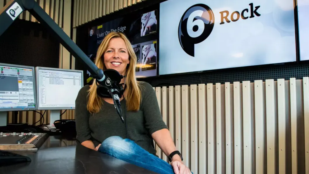 Nå skal Silje Stang holde på med det hun liker best: Rockemusikk. Nå skal Silje Stang holde på med det hun liker best: Rockemusikk.