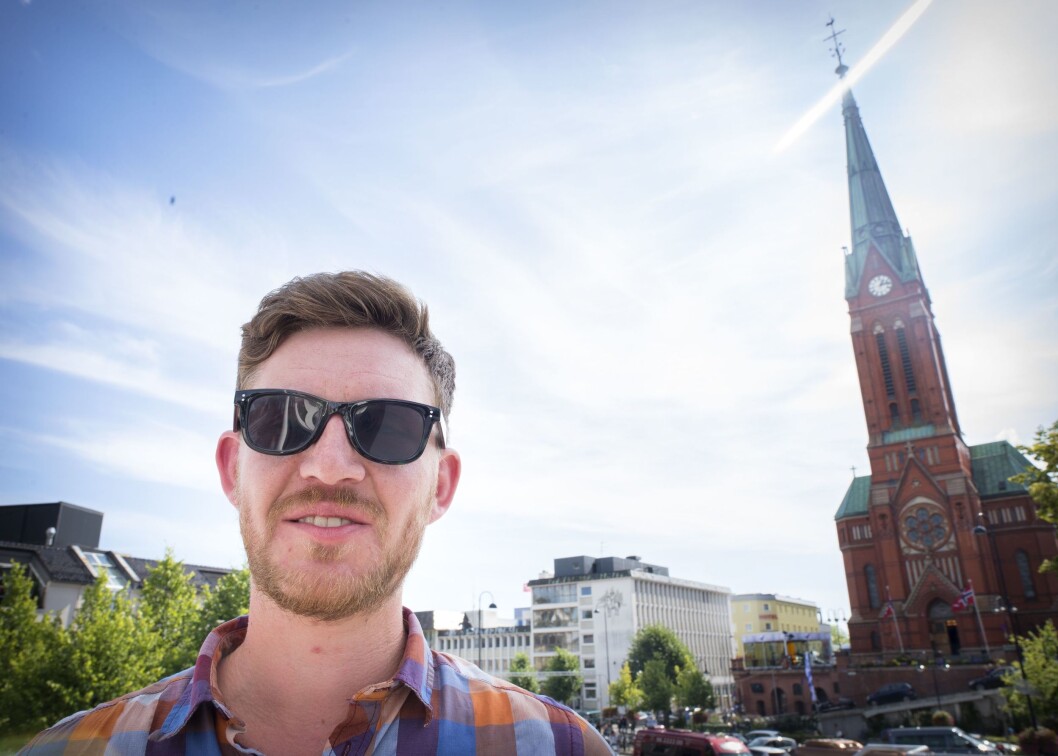 Politisk journalist Jens Kihl i Klassekampen. Her fra Arendal - da han var på jobb under lobbyarrangementet Arendalsuka.. Politisk journalist Jens Kihl i Klassekampen. Her fra Arendal - da han var på jobb under lobbyarrangementet Arendalsuka..