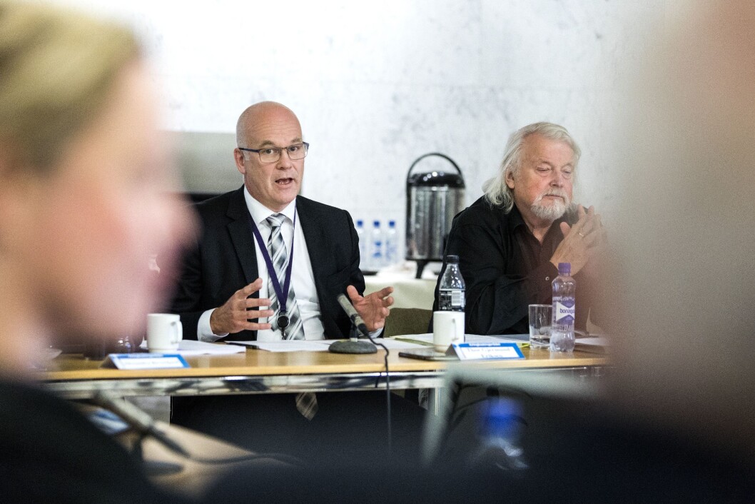 NRK-sjef Thor Gjermund Eriksen (t.v.) og avtroppende leder for Kringkastingsrådet, Per Edgar Kokkvold. NRK-sjef Thor Gjermund Eriksen (t.v.) og avtroppende leder for Kringkastingsrådet, Per Edgar Kokkvold.