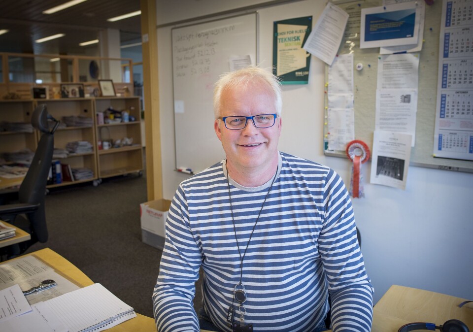 Bjarte Johannesen (46) er rykende fersk vaktsjef i NRK P1s «Her og Nå», uten noe særlig til operativ journalistisk erfaring. Bjarte Johannesen (46) er rykende fersk vaktsjef i NRK P1s «Her og Nå», uten noe særlig til operativ journalistisk erfaring.