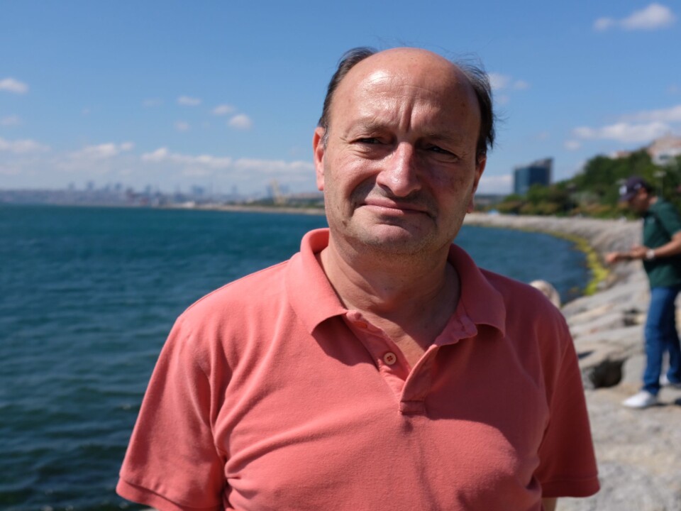 Journalist Cem Öner trives i Istanbul-bydelen Moda. Men nå prøver han lykken som frilanser i London. Journalist Cem Öner trives i Istanbul-bydelen Moda. Men nå prøver han lykken som frilanser i London.