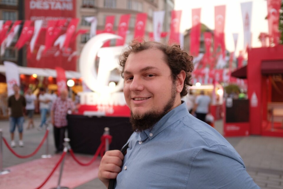 Gurkan Ozturan er redaktør for nyhetsplattformen Dokuz8haber. Her er han på Taksim-plassen, Istanbul.