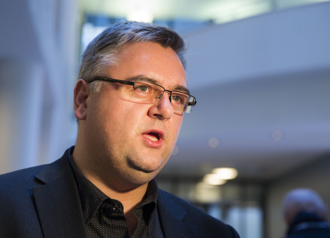 Redaktør Kjetil Stormark i AldriMer.no forteller at det er viktig å være realistisk, men at han ikke skal gi opp enda. Redaktør Kjetil Stormark i AldriMer.no forteller at det er viktig å være realistisk, men at han ikke skal gi opp enda.