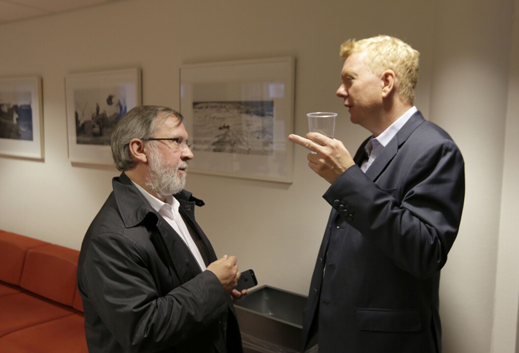 First House-partner Hans-Christian Vadseth (t.h.) og Aftenposten-redaktør Harald Stanghelle. Bildet er fra høsten 2014 - da Aftenposten ble felt i PFU for Stanghelles «gode, men ubekreftede rykter» om First House og Kina.Foto: Vidar Ruud / NTB scanpix First House-partner Hans-Christian Vadseth (t.h.) og Aftenposten-redaktør Harald Stanghelle. Bildet er fra høsten 2014 - da Aftenposten ble felt i PFU for Stanghelles «gode, men ubekreftede rykter» om First House og Kina.Foto: Vidar Ruud / NTB scanpix