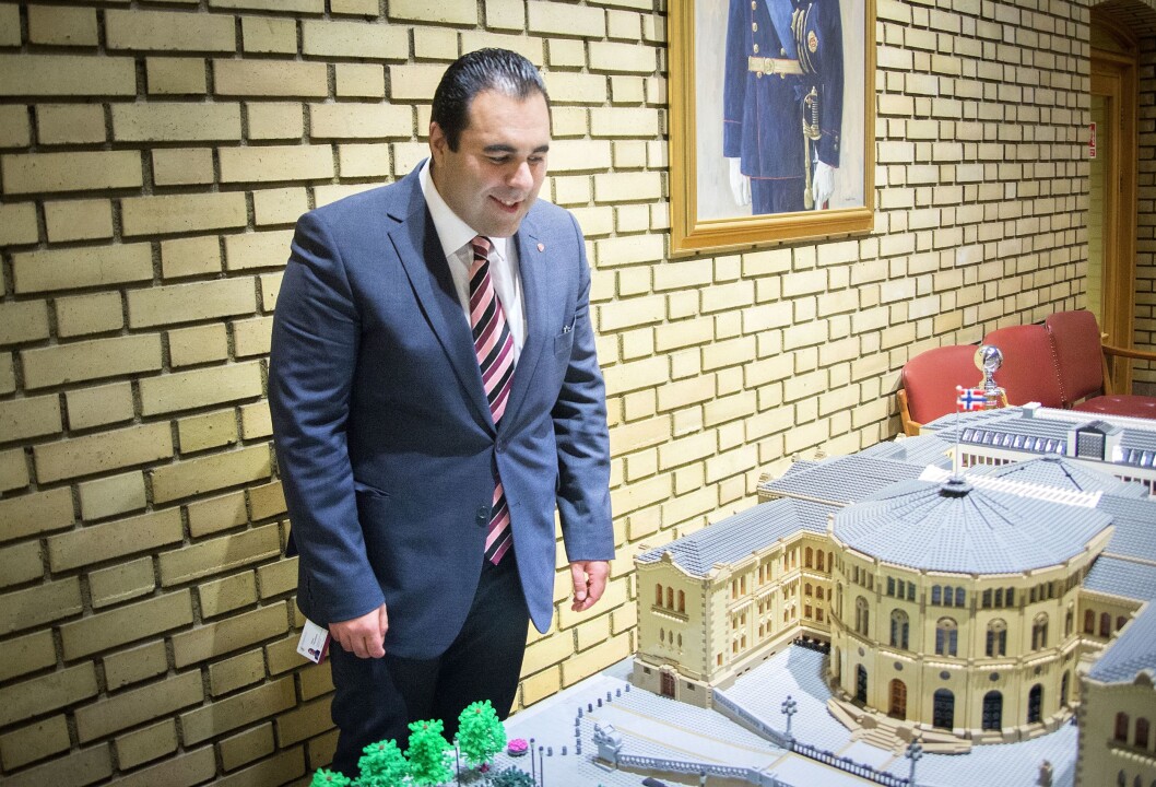 Masud Gharahkhani er mediepolitisk talsmann i Arbeiderpartiet. Masud Gharahkhani er mediepolitisk talsmann i Arbeiderpartiet.