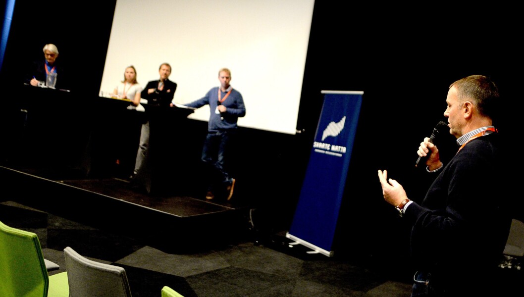 AN-redaktør Jan-Eirik Hanssen med skarp tilbakemelding til hvordan universitetet møtte kritikken. AN-redaktør Jan-Eirik Hanssen med skarp tilbakemelding til hvordan universitetet møtte kritikken.