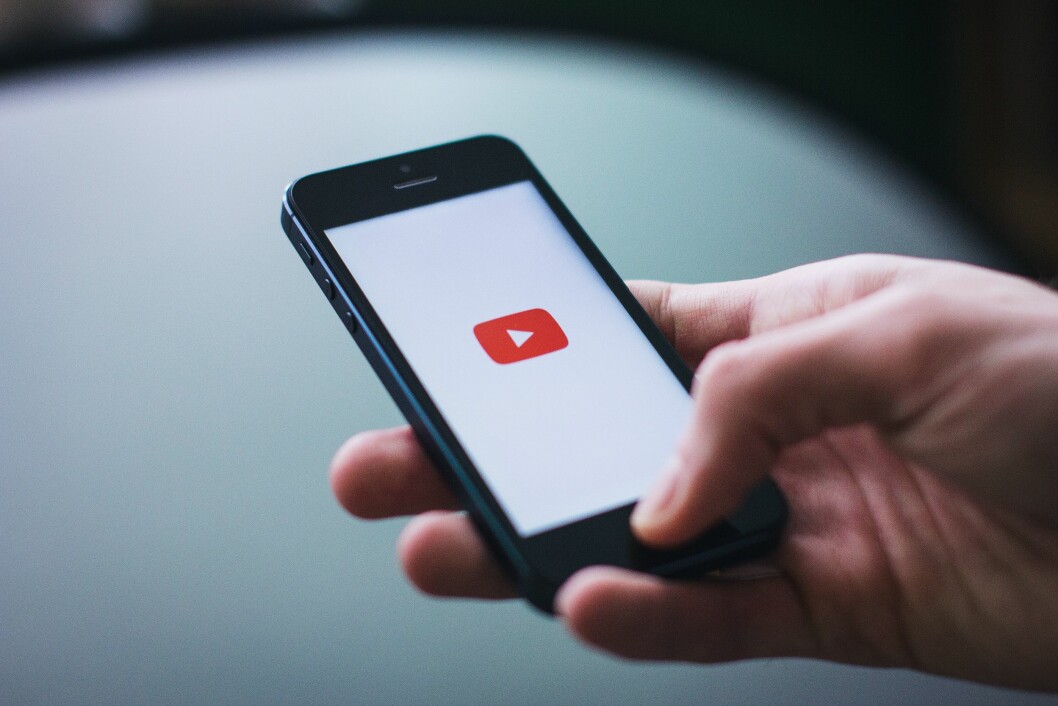 YouTube skal fjerne videoer med hatefullt og rasistisk innhold