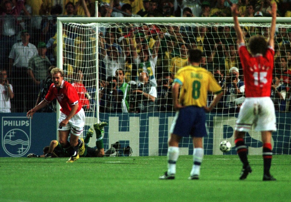 Kjetil Rekdal har akkurat avgjort Norge-Brasil i Marseille, 23. juni 1998.