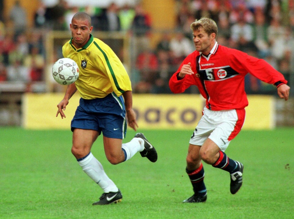 En gang verdens beste fotballspiller kommer tilbake til Ullevål neste sommer. Her fra privatlandskapet Norge-Brasil våren 1997 - da vi vant 4-2.