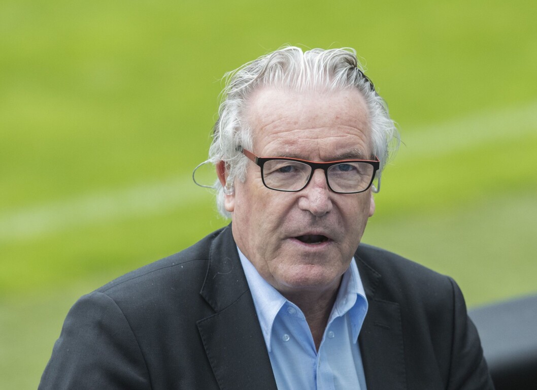 TV2s Davy Wathne slutter i jobben etter anklager om trakasserende adferd. TV2s Davy Wathne slutter i jobben etter anklager om trakasserende adferd.