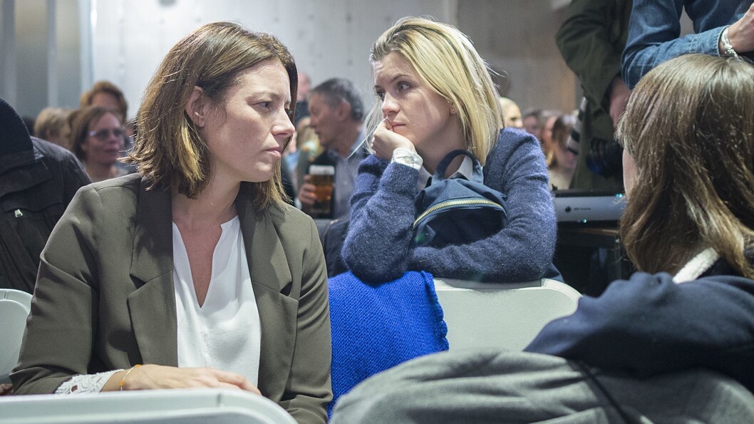 Organisasjons- og kommunikasjonsdirektør Sarah Willand (t.v.) i TV 2. Her under en debatt i Oslo høsten 2017. Organisasjons- og kommunikasjonsdirektør Sarah Willand (t.v.) i TV 2. Her under en debatt i Oslo høsten 2017.