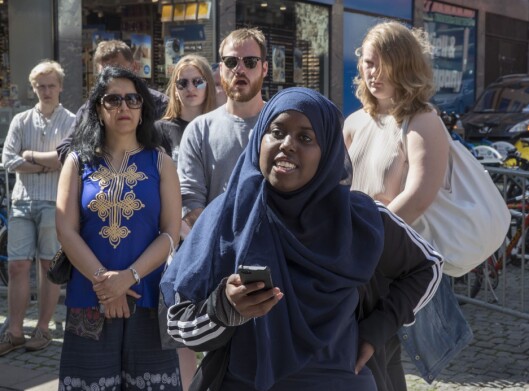 Sumaya Jirde Ali på en demonstrasjon i Oslo våren 2017. Sumaya Jirde Ali på en demonstrasjon i Oslo våren 2017.