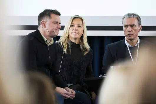 Sjefredaktør Espen Egil Hansen i Aftenposten, redaktør Jane Throndsen fra VG og konsernsjef Rolv Ryssdal fra Schibsted under metoo-debatten i regi av Medienettverket for kvinner. Sjefredaktør Espen Egil Hansen i Aftenposten, redaktør Jane Throndsen fra VG og konsernsjef Rolv Ryssdal fra Schibsted under metoo-debatten i regi av Medienettverket for kvinner.