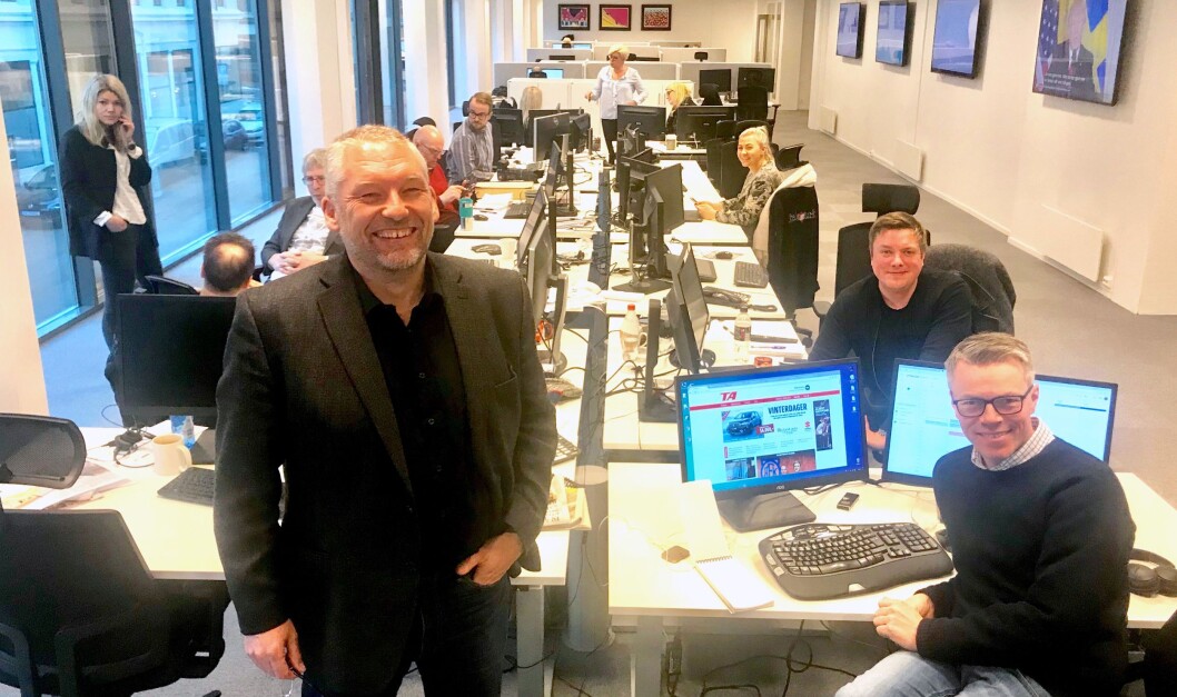 Ove Mellingen (t.v.) og kollegene i Telemarksavisa onsdag morgen. Ove Mellingen (t.v.) og kollegene i Telemarksavisa onsdag morgen.