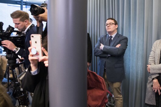 Teigen under pressekonferansen da Listhaug trakk seg. Teigen under pressekonferansen da Listhaug trakk seg.