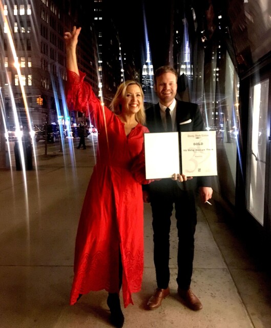 Throndsen og Grytøyr klar for feiring i New York. Throndsen og Grytøyr klar for feiring i New York.