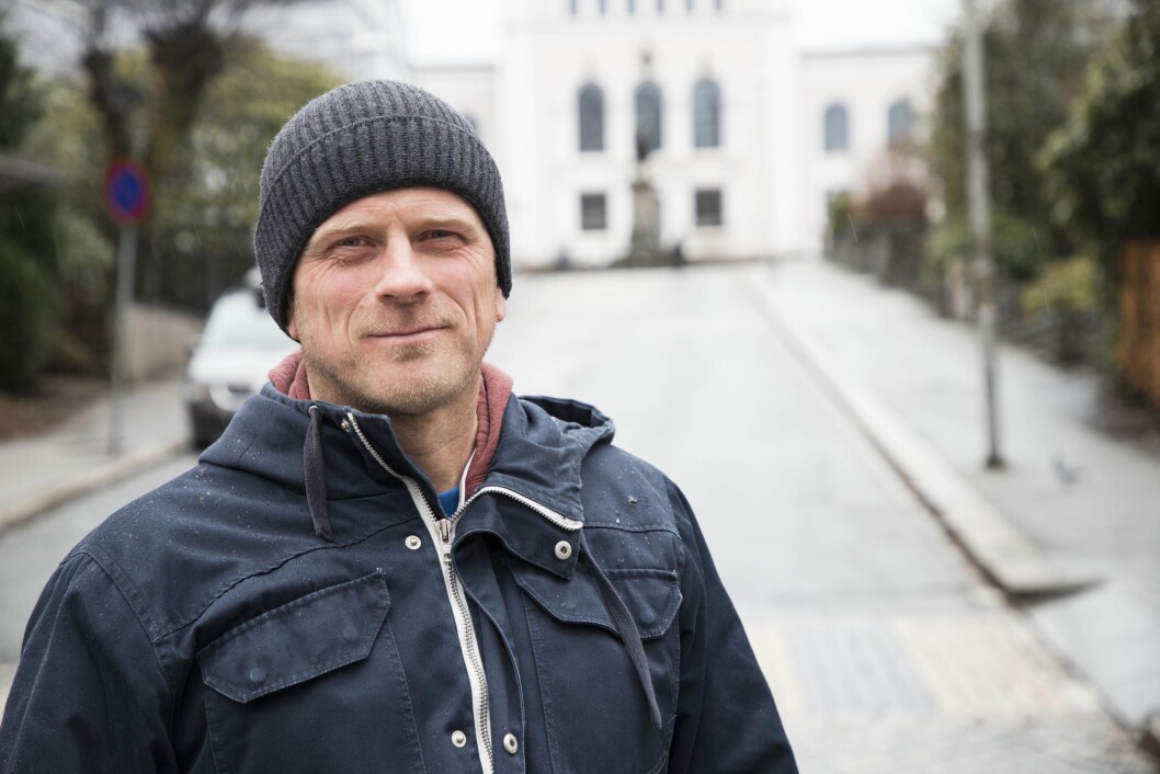 UENIG MED FREMGANGSMÅTEN: - Om jeg hadde vært ansvarlig for lignende omorganiseringer, hadde ikke dette vært fremgangsmåten jeg hadde valgt, sier På Høyden-redaktør Dag Hellesund om den potensielle sammenslåingen med Khrono. UENIG MED FREMGANGSMÅTEN: - Om jeg hadde vært ansvarlig for lignende omorganiseringer, hadde ikke dette vært fremgangsmåten jeg hadde valgt, sier På Høyden-redaktør Dag Hellesund om den potensielle sammenslåingen med Khrono.