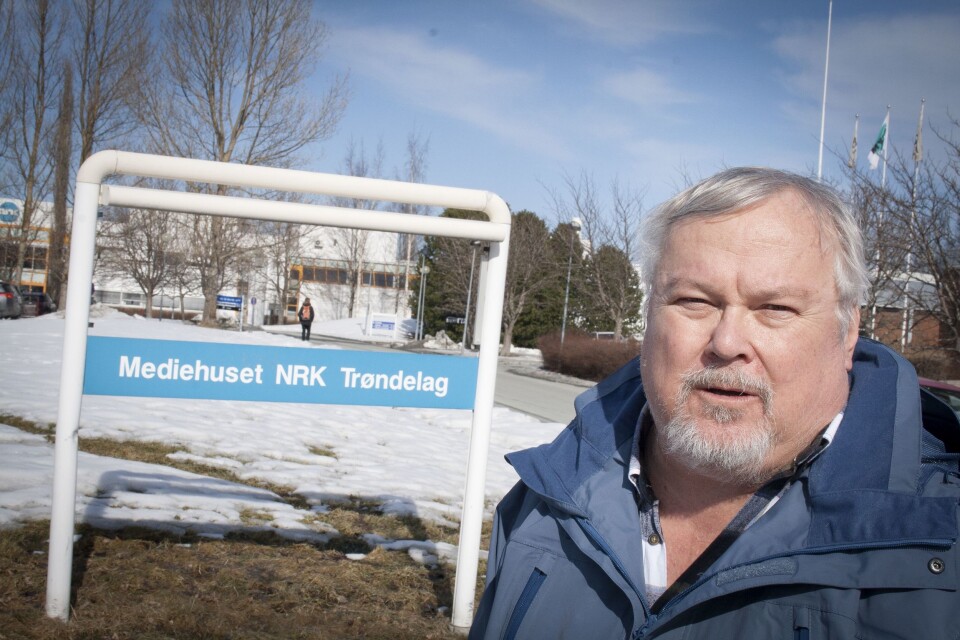 Journalist og programleder Tron Soot-Ryen i NRK - her fra sin arbeidsplass på Tyholt i Trondheim. Journalist og programleder Tron Soot-Ryen i NRK - her fra sin arbeidsplass på Tyholt i Trondheim.