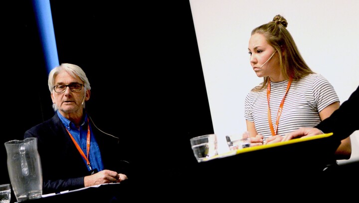 NJ-studentleder Oda Stine Viken - her sammen med studieleder Bengt Engan. Arkivfoto.